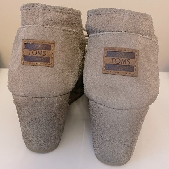 Toms Taupe Suede Lace-Up Desert Wedge Ankle Boots Size 9.5 - Picture 8 of 8